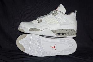 Air Jordan 4 Retro “White Oreo”