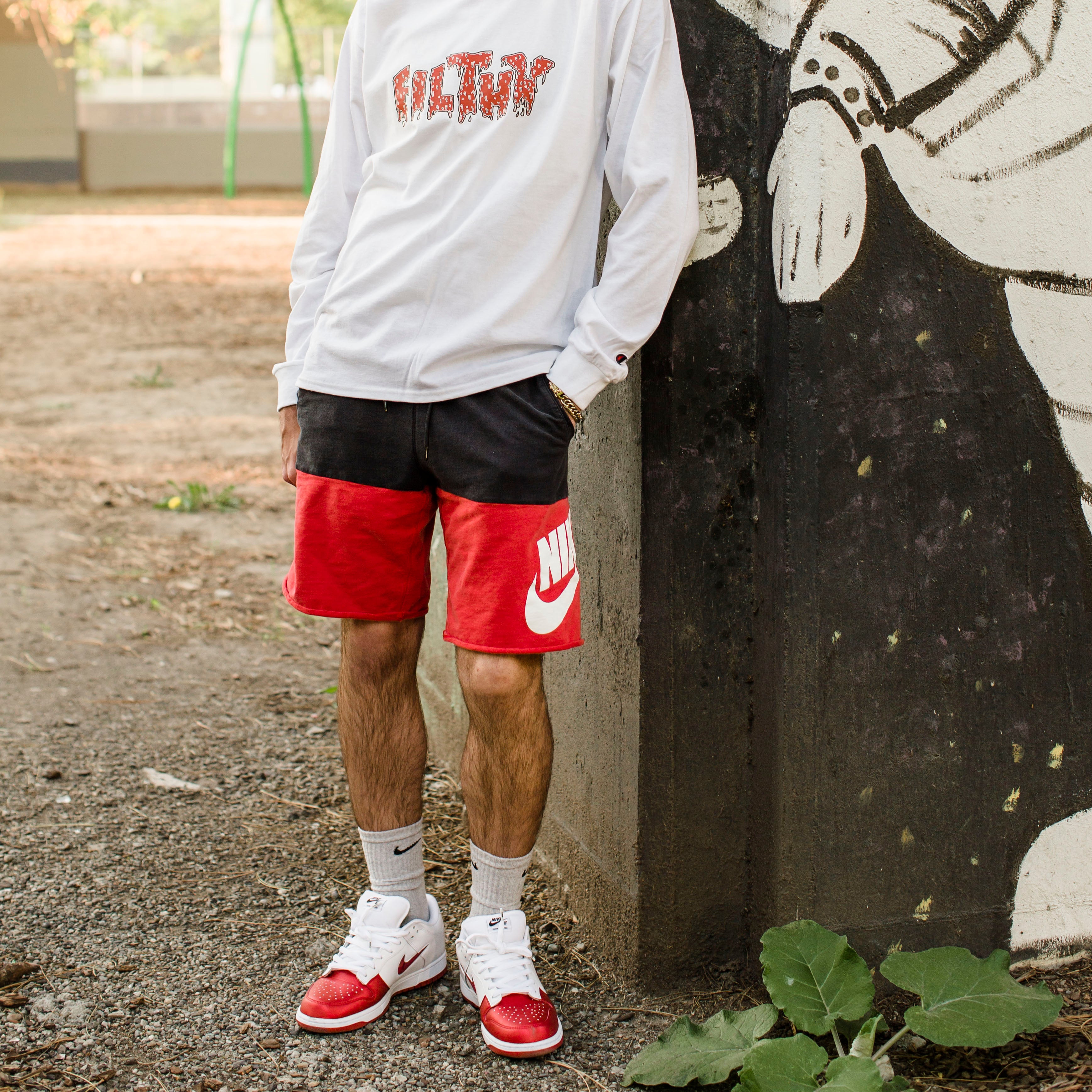 Filthy Raging Bull Long Sleeve Shirt (wht/red)