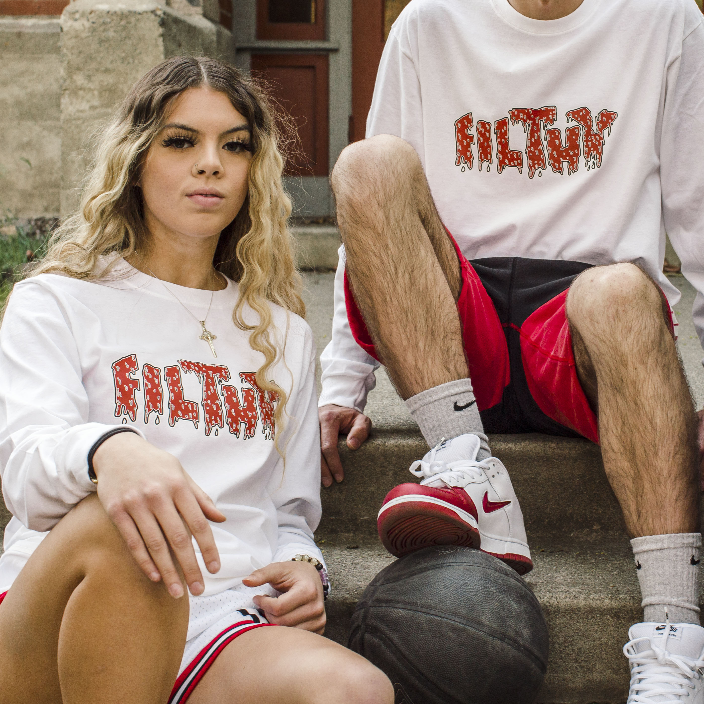 Filthy Raging Bull Long Sleeve Shirt (wht/red)